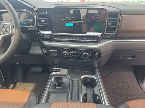 New 2026 Chevrolet Silverado 1500 High Country w/ Technology Package image 24