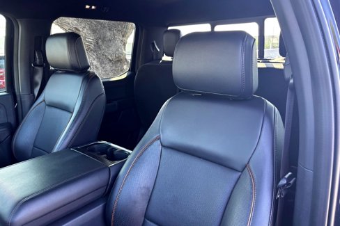 Used 2024 Ford F150 Lariat w/ FX4 Off-Road Package image 9