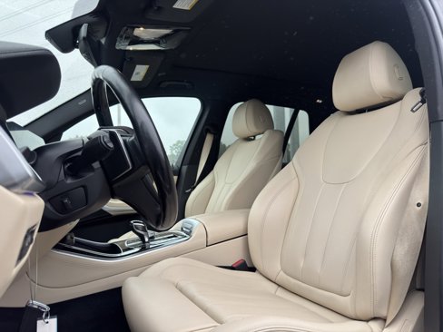 Used 2020 BMW X5 xDrive40i w/ Premium Package image 12