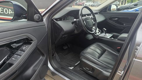 Used 2020 Land Rover Range Rover Evoque S image 25