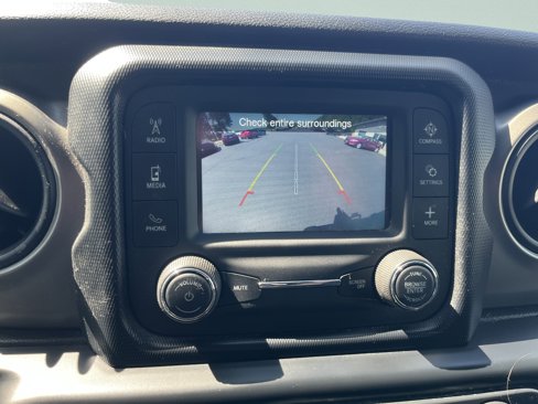 Used 2019 Jeep Wrangler Unlimited Sport image 15