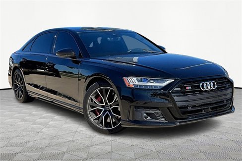 Used 2020 Audi S8 L w/ S8 Executive Package image 11