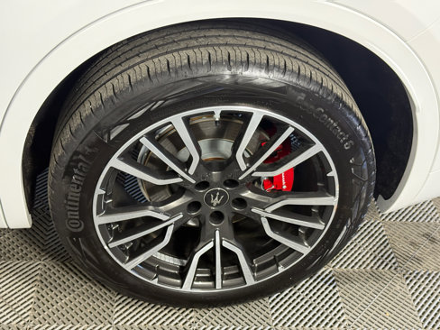 Used 2024 Maserati Grecale GT image 8