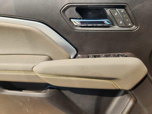 New 2026 Chevrolet Colorado ZR2 w/ Technology Package image 18