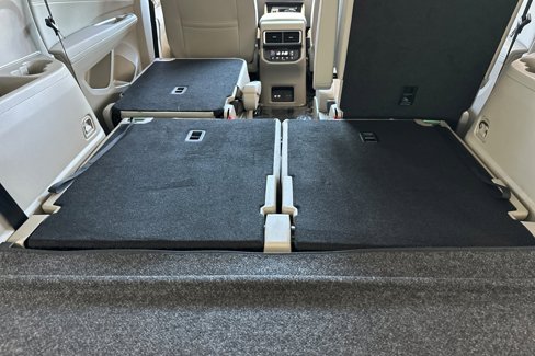 New 2025 Volkswagen Atlas SEL Premium R-Line image 15