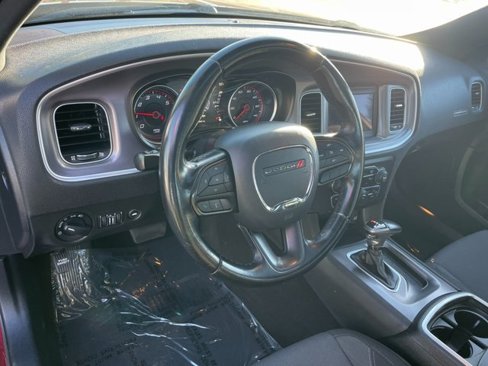 Used 2020 Dodge Charger SXT image 11