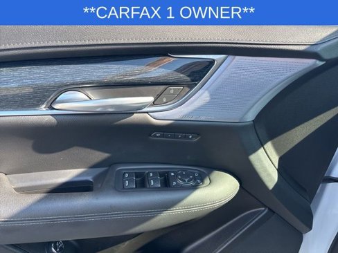 Used 2024 Cadillac XT5 Premium Luxury image 30