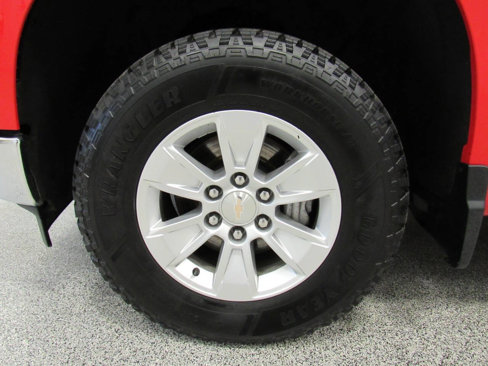 Used 2022 Chevrolet Silverado 1500 W/T w/ WT Value Package image 10