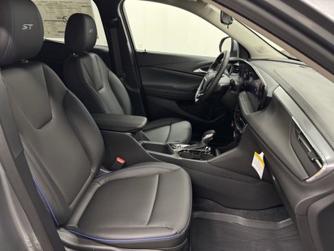 New 2026 Buick Encore GX Sport Touring image 31