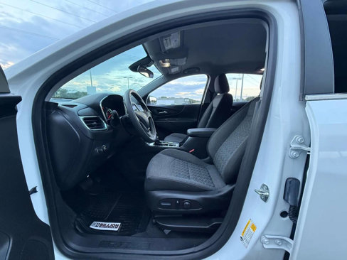 Used 2023 Chevrolet Equinox LT image 8