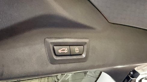 Used 2025 BMW X7 xDrive40i image 34