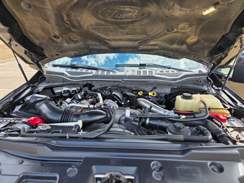 Used 2019 Ford F250 Lariat w/ Lariat Value Package image 23