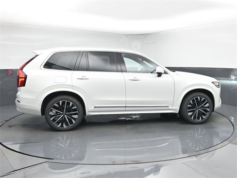New 2026 Volvo XC90 B6 Plus w/ Protection Package Premier image 8