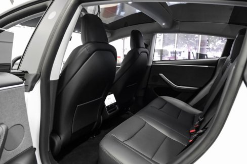 Used 2025 Tesla Model 3 Long Range image 38