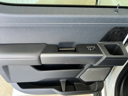 New 2025 Ford F350 Lariat w/ FX4 Off-Road Package image 16