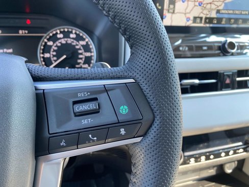 New 2025 Mitsubishi Outlander SE image 14