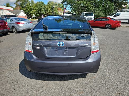 Used 2011 Toyota Prius Five image 4