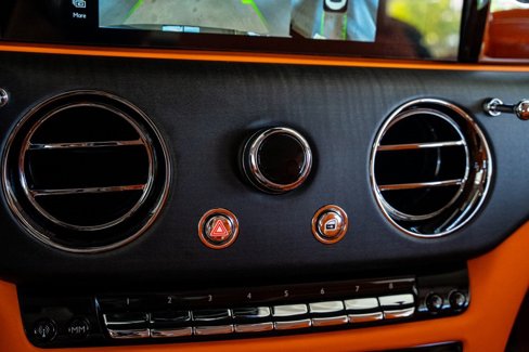 Used 2024 Rolls-Royce Spectre w/ Spectre Launch Package image 39