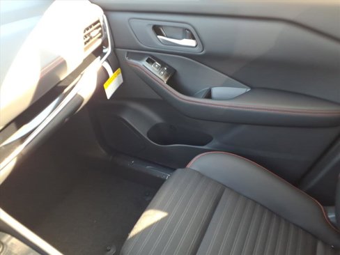 New 2026 Nissan Rogue SV image 22