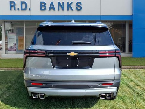 New 2026 Chevrolet Traverse LT image 3