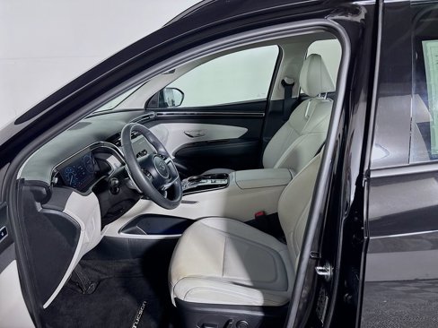 Used 2023 Hyundai Tucson Limited image 11