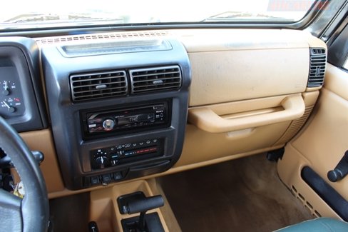 Used 1997 Jeep Wrangler Sahara image 11