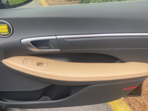 New 2025 Hyundai Sonata Limited image 18