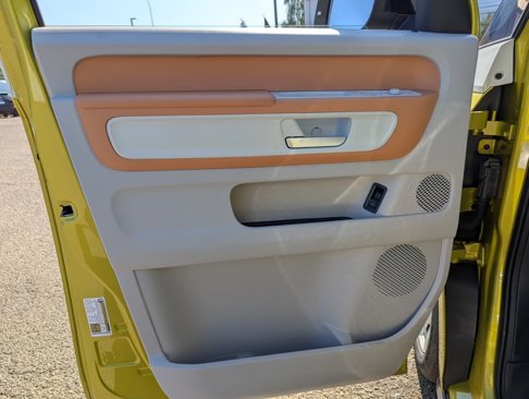 New 2025 Volkswagen ID. Buzz 1st Edition image 10