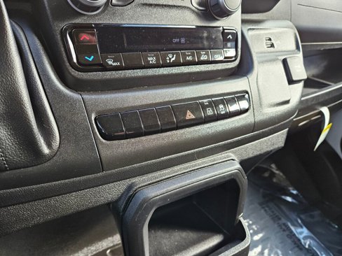Used 2023 RAM ProMaster 2500 image 25
