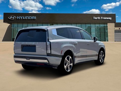 New 2026 Hyundai Ioniq 9 Calligraphy image 7