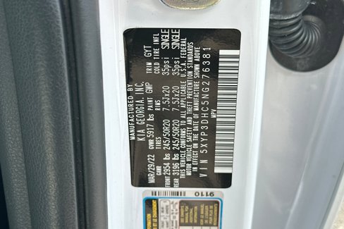 Used 2022 Kia Telluride EX w/ EX Premium Package image 36