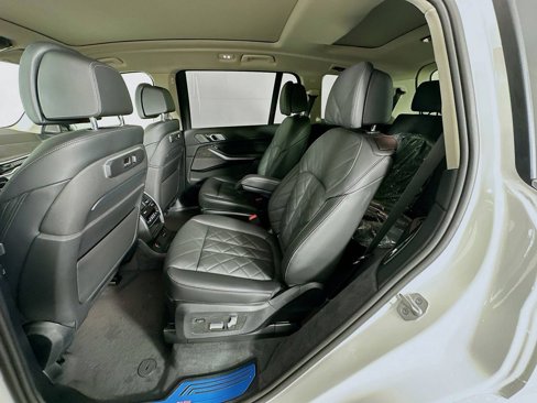 New 2026 BMW X7 xDrive40i w/ Executive Package image 32