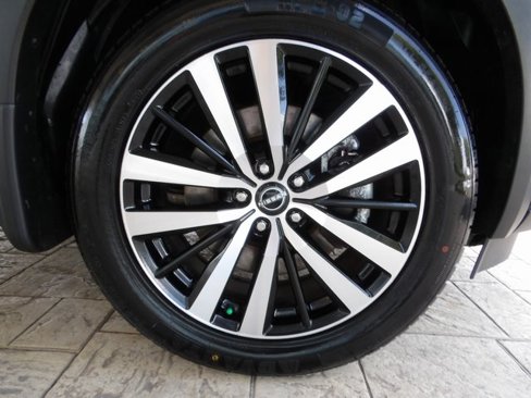 Certified 2023 Nissan Pathfinder Platinum image 14