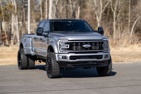 Used 2024 Ford F450 Limited w/ FX4 Off-Road Package image 7