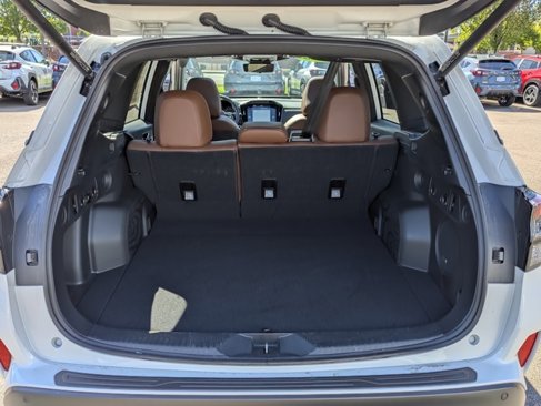 Used 2025 Subaru Forester Touring image 31
