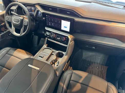 New 2025 GMC Sierra 3500 Denali w/ Denali Reserve Package image 36