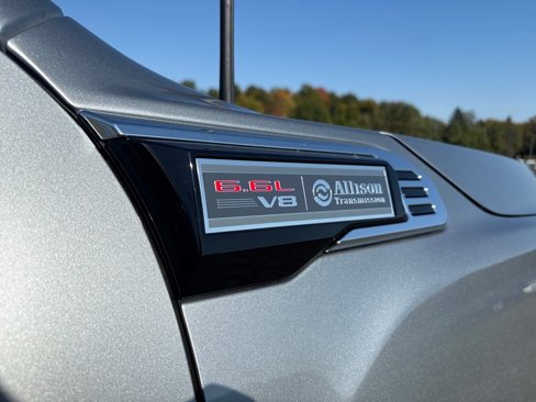 New 2026 GMC Sierra 2500 SLE w/ SLE Value Package; image 9