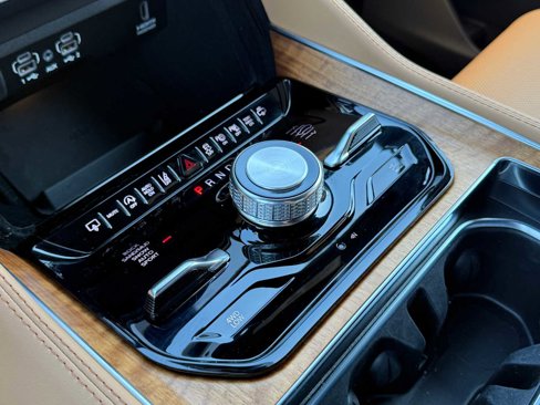 New 2025 Jeep Grand Wagoneer Series III image 29