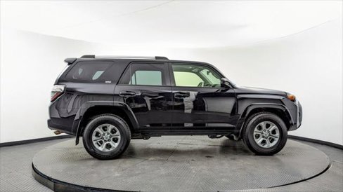 Used 2024 Toyota 4Runner SR5 image 8