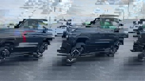 New 2026 Chevrolet Silverado EV Trail Boss image 10