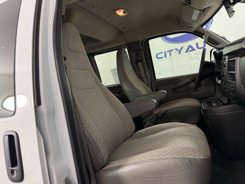 Used 2024 Chevrolet Express 3500 LT w/ LT Preferred Equipment Group image 15