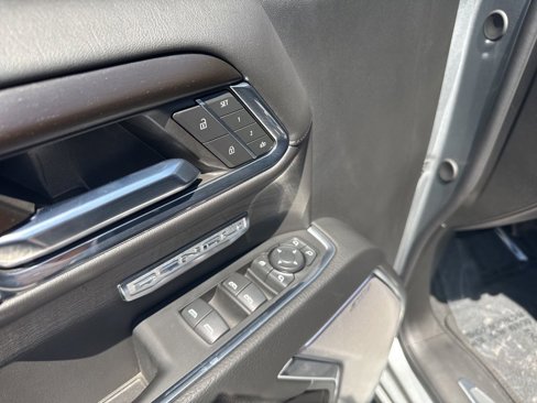 Used 2024 GMC Sierra 1500 Denali image 10