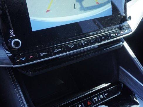 Used 2023 Jeep Wagoneer L Series II image 17