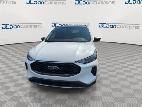 New 2026 Ford Escape ST-Line image 3