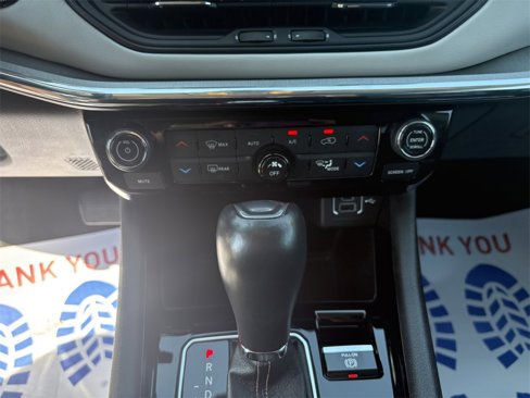 Certified 2022 Jeep Compass Limited w/ Sun and Sound Group image 23
