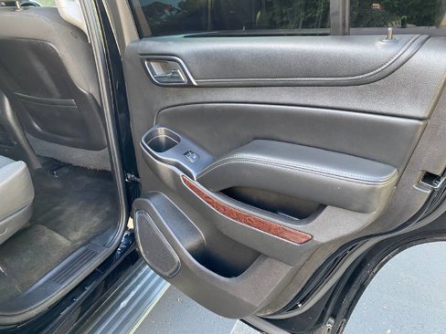 Used 2015 GMC Yukon SLE w/ Convenience Package image 10