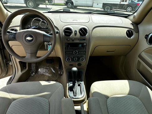 Used 2009 Chevrolet HHR LS image 38
