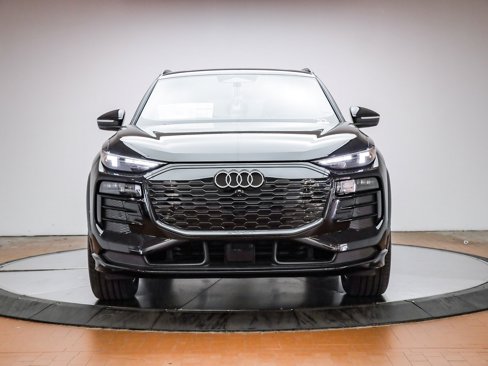 New 2025 Audi Q6 e-tron Premium Plus image 2