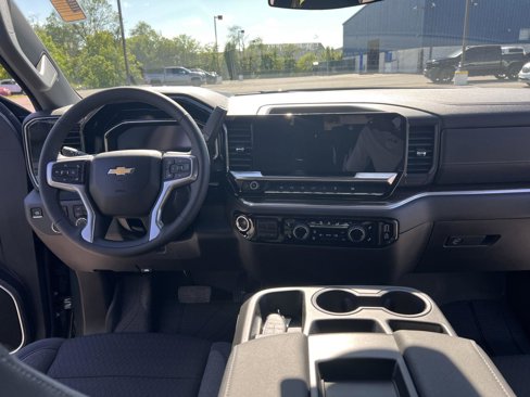 New 2025 Chevrolet Silverado 1500 LT w/ Safety Package image 25