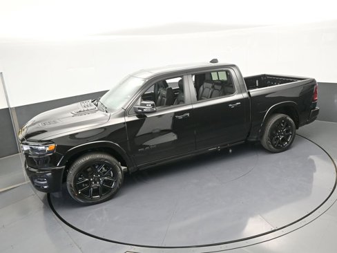 Used 2025 RAM 1500 Laramie w/ Night Edition image 45